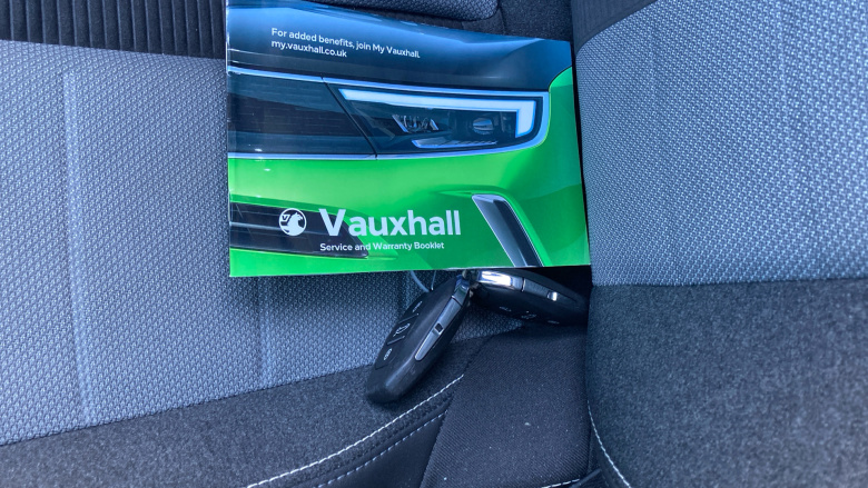 Vauxhall Grandland 1.2 Hybrid [136] GS 5dr e-DCT6 Petrol Hatchback